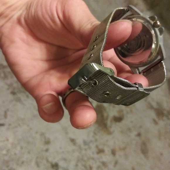 Tommy Hilfiger watch - Picture 6 of 11